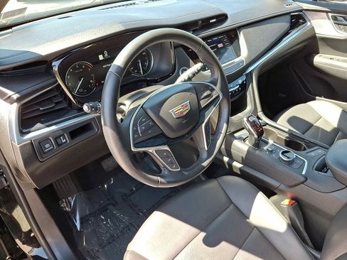 Certified 2024 Cadillac XT5 Premium Luxury AWD/4WD image 16