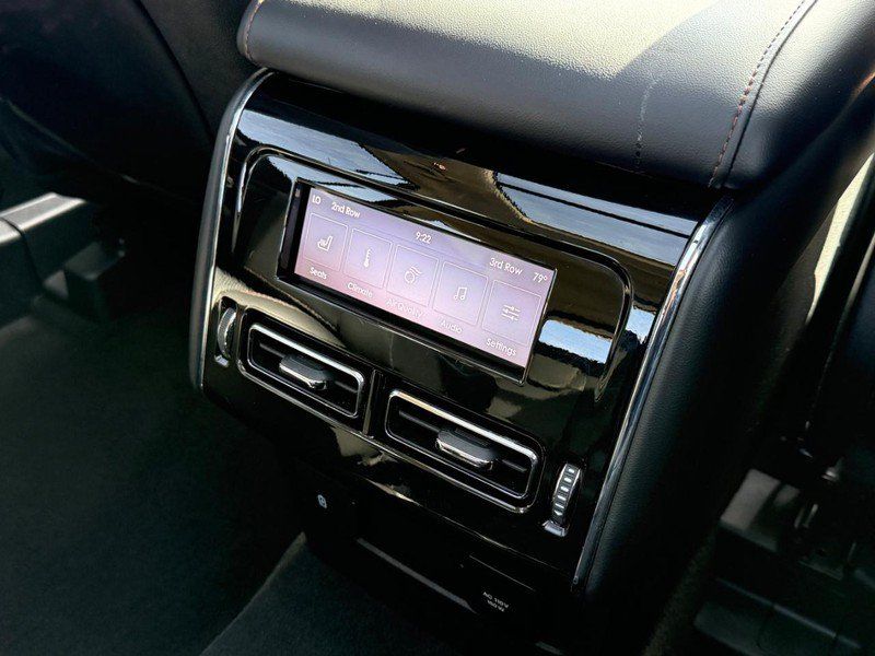 Certified 2023 Lincoln Aviator Reserve w/ Equipment Group 201A AWD/4WD image 16