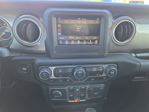 Used 2020 Jeep Wrangler Unlimited Sahara w/ LED Lighting Group image 14