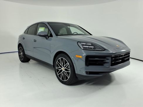 New 2026 Porsche Cayenne E-Hybrid Coupe image 30