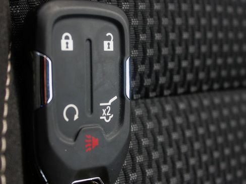 Used 2023 GMC Acadia SLE w/ Driver Convenience Package image 34