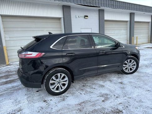 Certified 2022 Ford Edge Titanium w/ Equipment Group 301A image 4