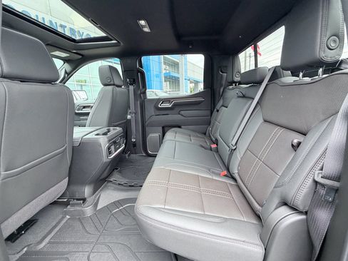New 2026 Chevrolet Silverado 1500 High Country AWD/4WD image 31