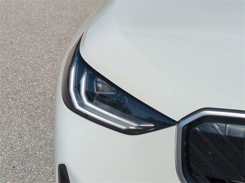 Used 2025 BMW X3 xDrive30i image 10