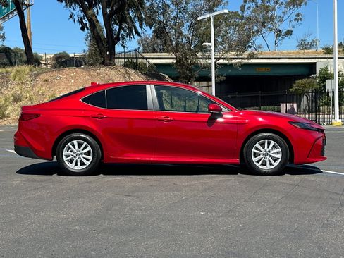 New 2026 Toyota Camry LE image 5