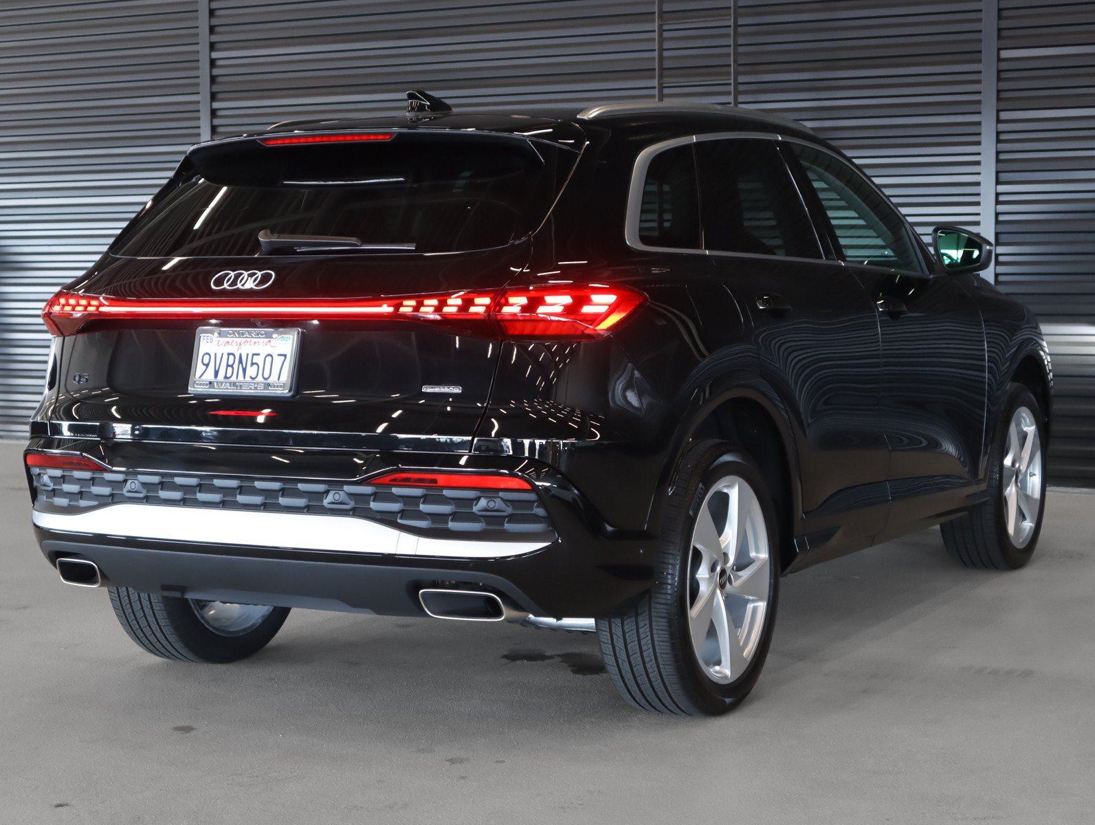 Certified 2025 Audi Q5 Premium w/ Premium Plus AWD/4WD image 16