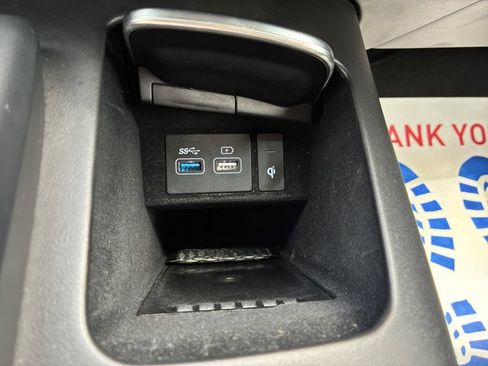 Used 2025 Genesis GV70 2.5T AWD/4WD image 15