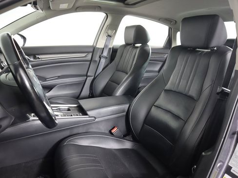 Used 2022 Honda Accord EX-L image 29