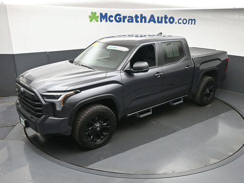 Used 2025 Toyota Tundra SR5 w/ SR5 Premium Package AWD/4WD image 20