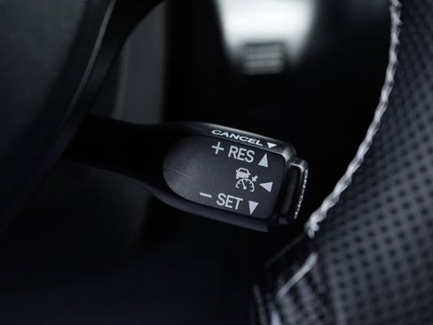 Used 2025 Toyota GR86 Premium RWD image 20
