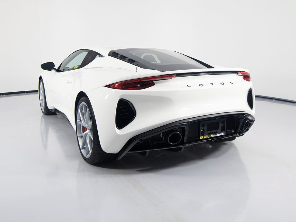 Used 2025 Lotus Emira RWD image 7