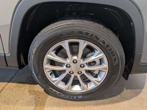 Used 2021 Jeep Cherokee Latitude Lux image 7