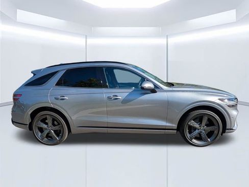 Used 2023 Genesis GV70 2.5T w/ Sport Prestige Package AWD/4WD image 3