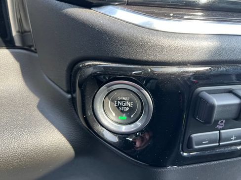 Certified 2022 Chevrolet Silverado 1500 LTZ w/ LTZ Premium Package AWD/4WD image 31