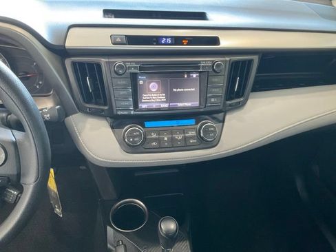 Used 2015 Toyota RAV4 XLE FWD image 14