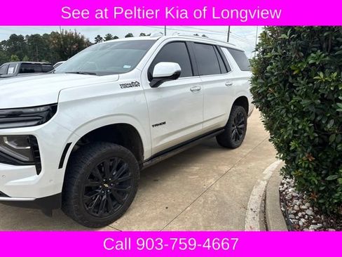 Used 2025 Chevrolet Tahoe High Country AWD/4WD image 4