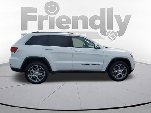 Used 2022 Jeep Grand Cherokee Limited AWD/4WD image 6