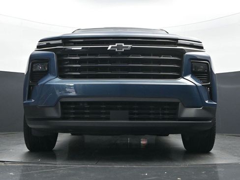 Used 2024 Chevrolet Traverse LT w/ Midnight/Sport Edition FWD image 23