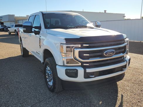 Used 2020 Ford F250 Platinum w/ FX4 Off-Road Package image 6