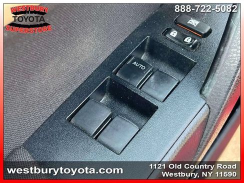 Used 2019 Toyota Corolla LE FWD image 19