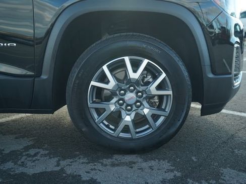 Used 2023 GMC Acadia SLE w/ Driver Convenience Package image 45