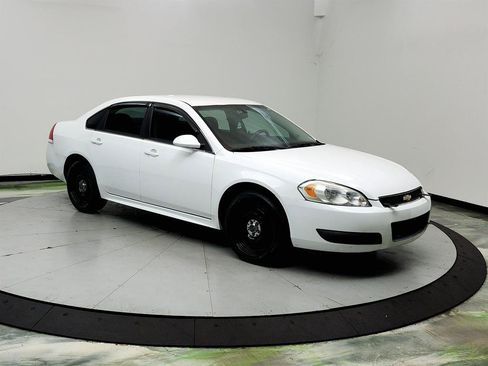 Used 2016 Chevrolet Impala Police FWD image 3