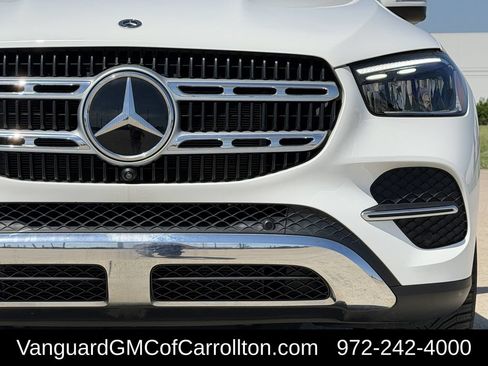 Used 2025 Mercedes-Benz GLE 350 4MATIC w/ Driver Assistance Package image 4