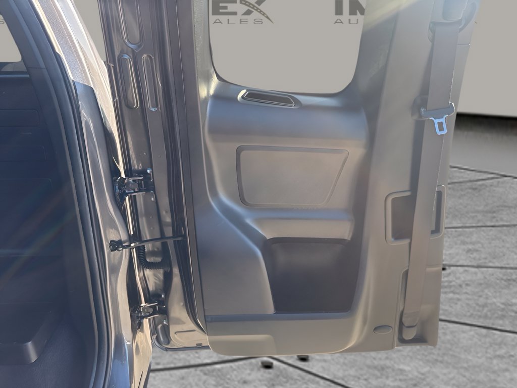 Used 2022 Toyota Tacoma SR RWD image 23