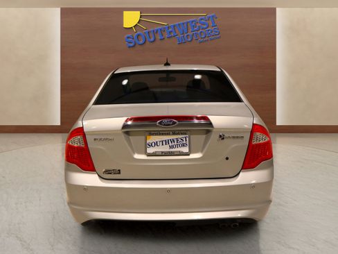 Used 2010 Ford Fusion Hybrid image 3
