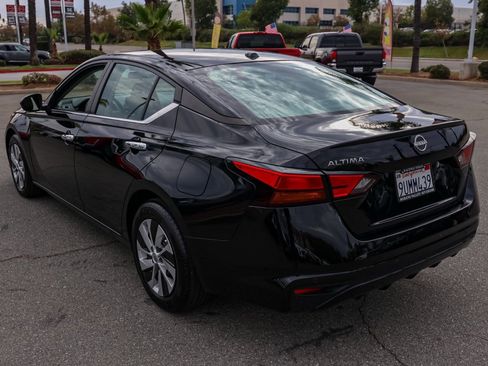 Used 2025 Nissan Altima 2.5 S image 6
