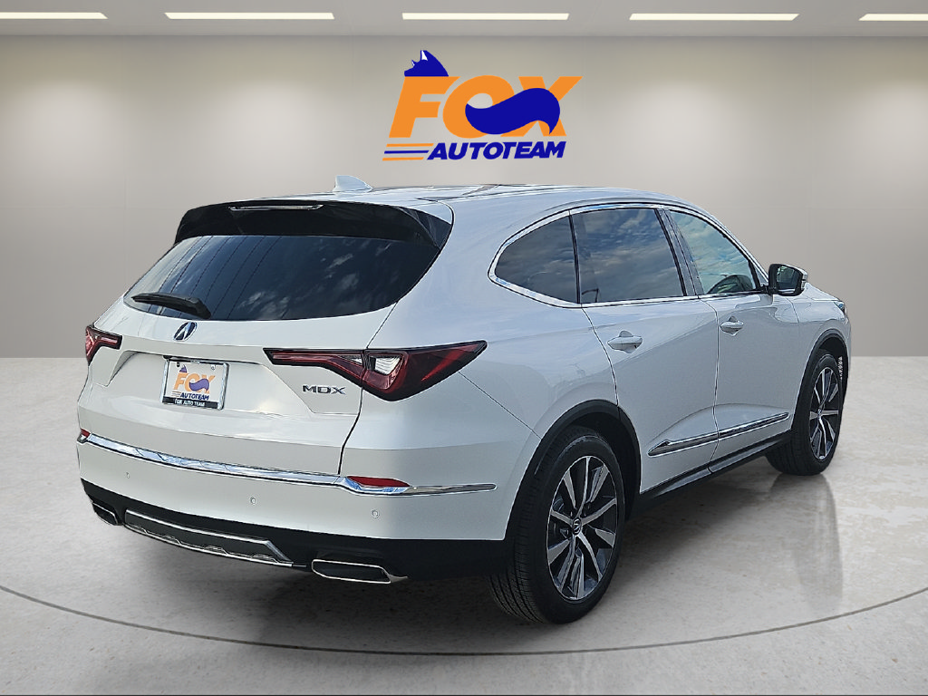 Certified 2026 Acura MDX w/ Technology Package FWD image 5