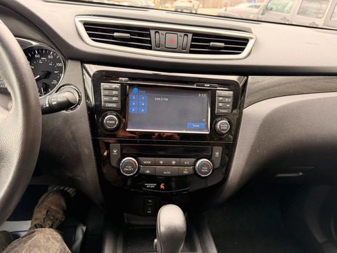 Used 2016 Nissan Rogue SL w/ SL Premium Package AWD/4WD image 13