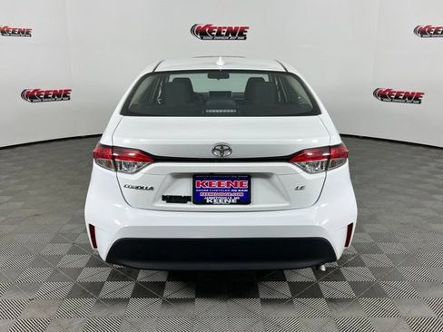 Used 2025 Toyota Corolla LE FWD image 7