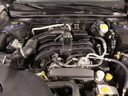 Used 2024 Subaru Outback Premium image 19