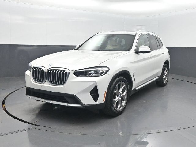 Used 2022 BMW X3 sDrive30i RWD image 2