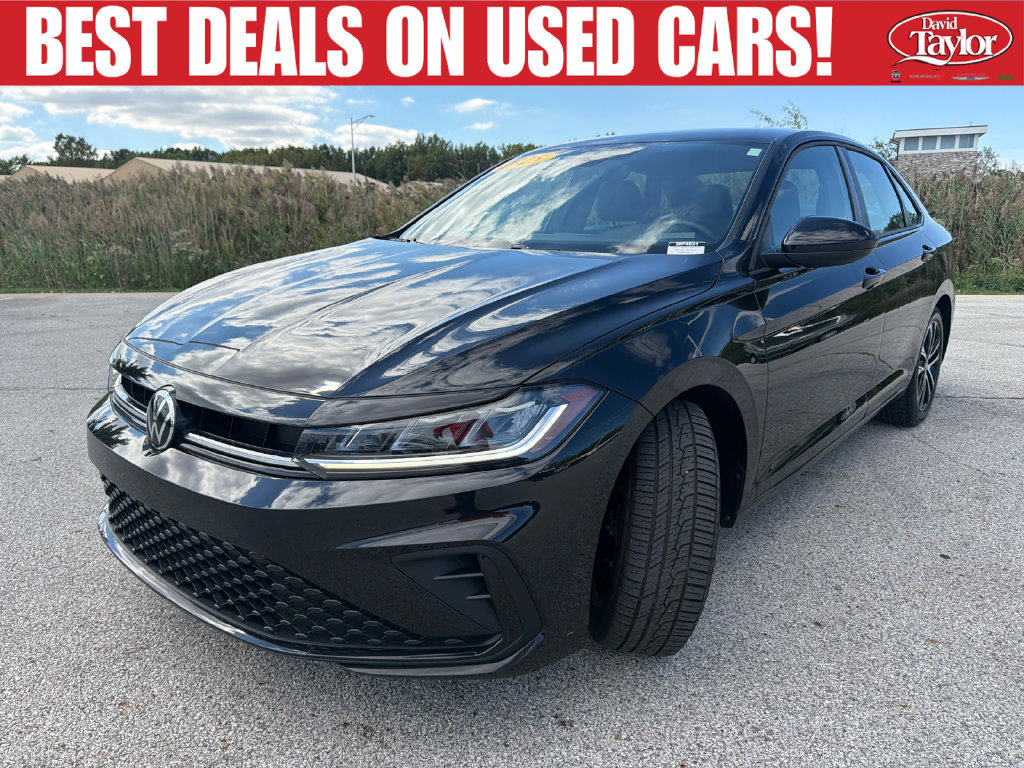 Used 2025 Volkswagen Jetta Sport FWD image 8