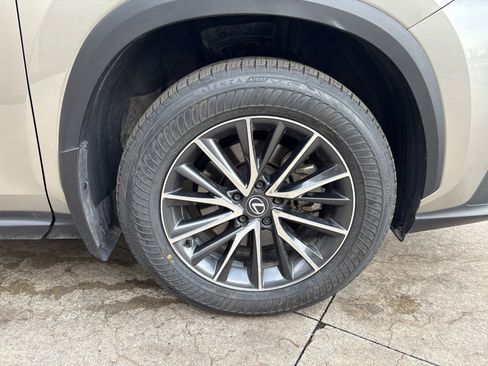 Used 2025 Lexus NX 350 AWD image 13