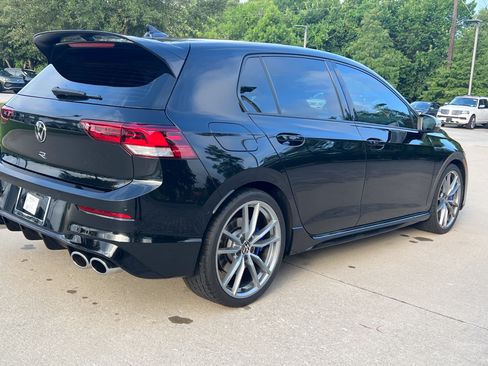 Used 2024 Volkswagen Golf R AWD/4WD image 10