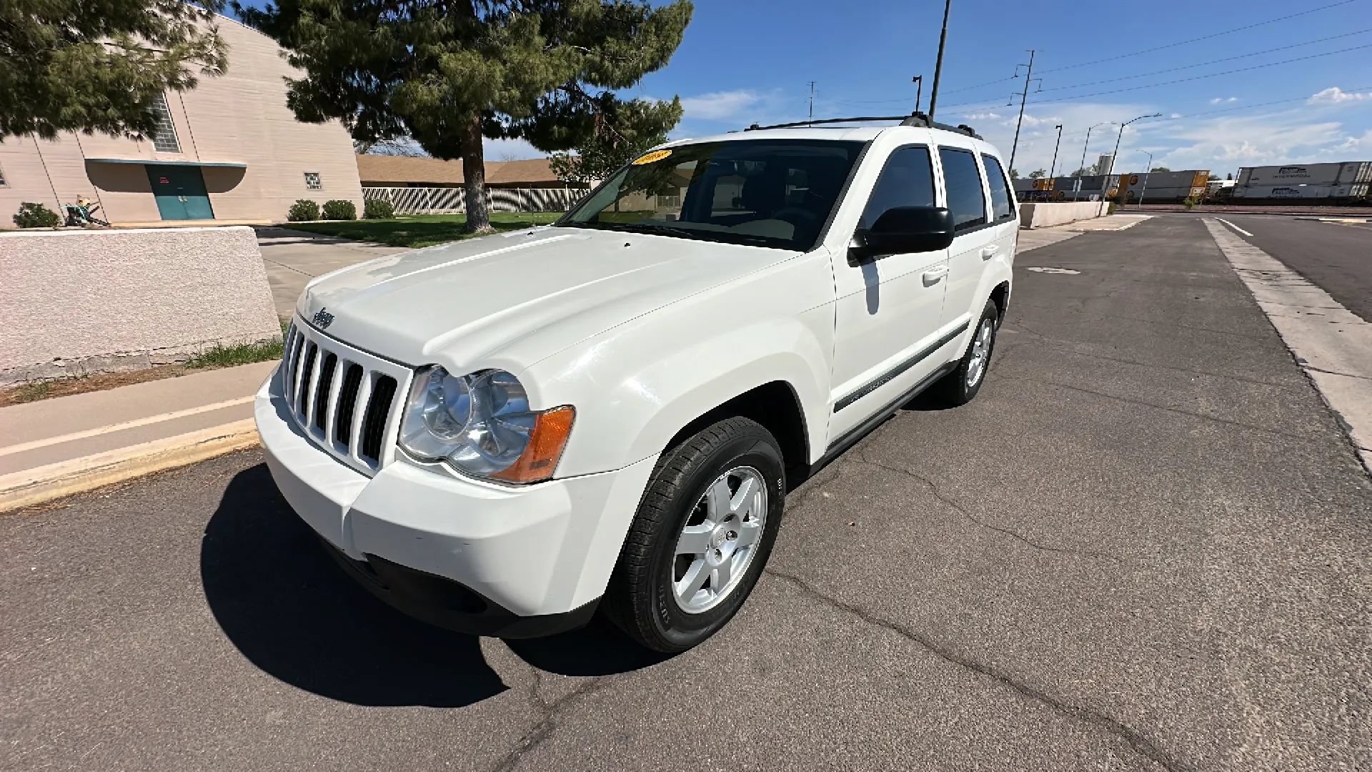 Used 2009 Jeep Grand Cherokee Laredo w/ Trailer Tow Group AWD/4WD image 9