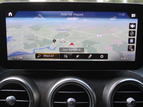 Used 2020 Mercedes-Benz GLC 350e 4MATIC image 48