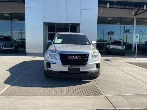 Used 2017 GMC Terrain SLE FWD image 10