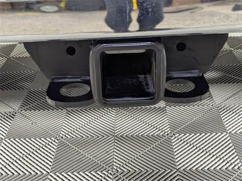 Used 2024 RAM 3500 Tradesman w/ Chrome Appearance Group image 28