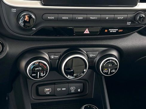 New 2026 Hyundai Venue SEL image 12