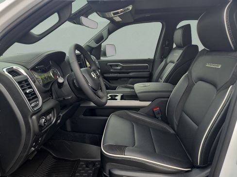 New 2026 RAM 1500 Laramie w/ Laramie Preferred Package AWD/4WD image 24
