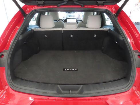 Used 2024 Lexus UX 250h AWD w/ Premium Package image 26