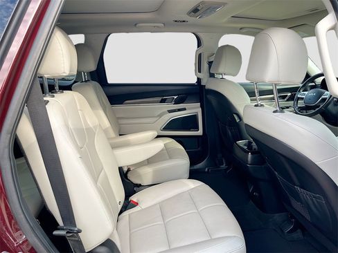 Used 2022 Kia Telluride SX image 29