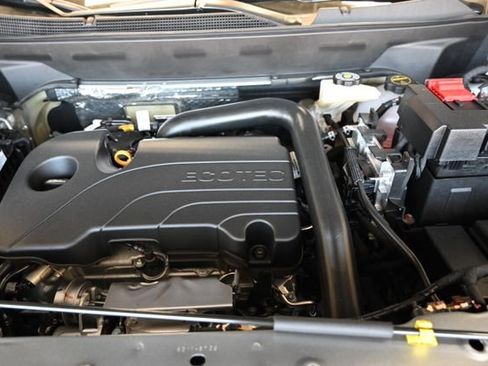 New 2026 Chevrolet Equinox LT w/ Safety and Technology Package FWD image 29