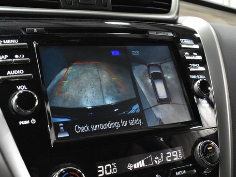 Used 2018 Nissan Murano Platinum image 17