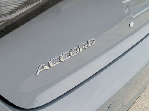 Used 2024 Honda Accord Touring image 14