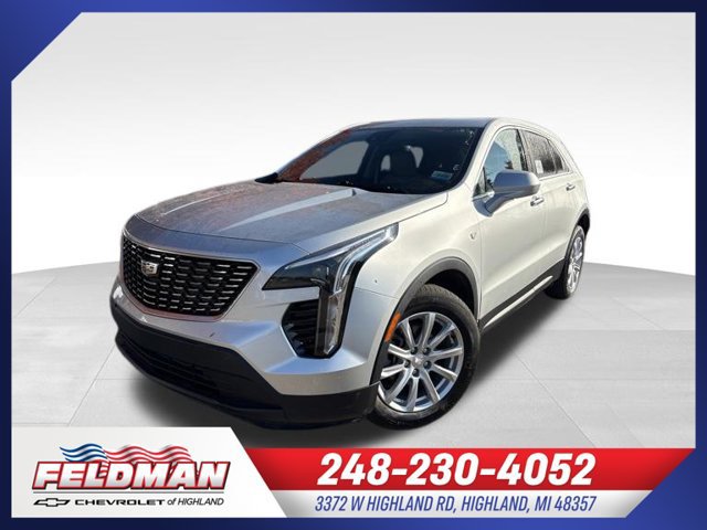 Used 2022 Cadillac XT4 Luxury w/ Trailering Package AWD/4WD image 1